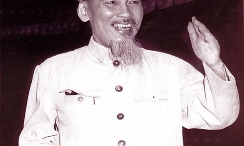 Học và làm theo Bác, phải chống bằng được bệnh hình thức